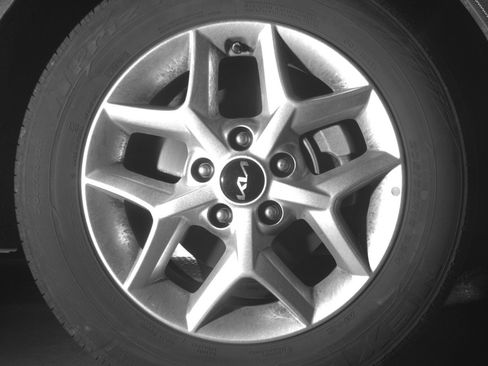 Used 2025 Kia Soul LX w/ LX Technology Package image 13