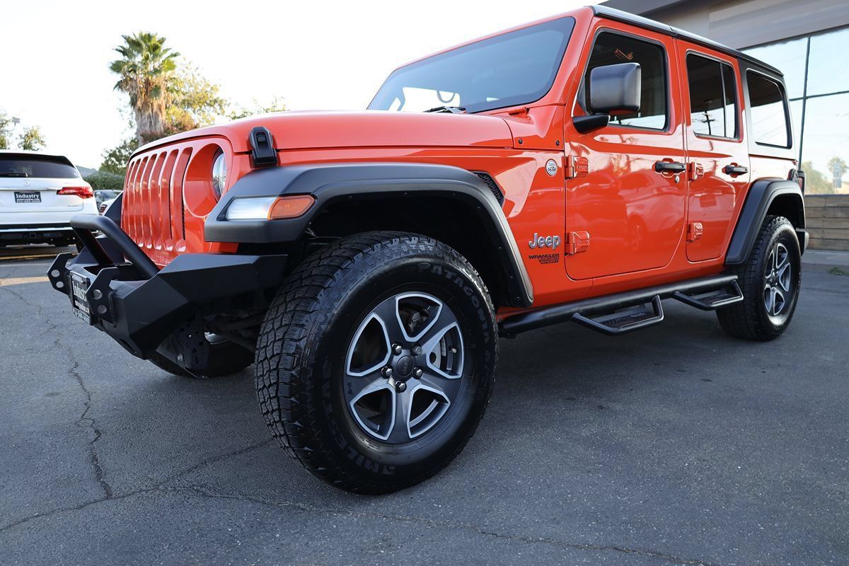 Used 2020 Jeep Wrangler Unlimited Sport S AWD/4WD image 32