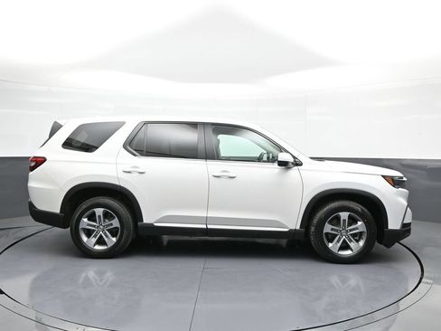 Used 2023 Honda Pilot EX-L image 5