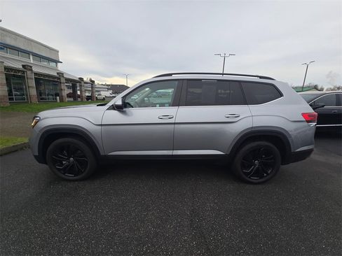 Used 2022 Volkswagen Atlas SE image 6