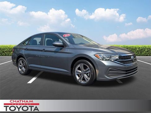 Used 2024 Volkswagen Jetta SE FWD image 1