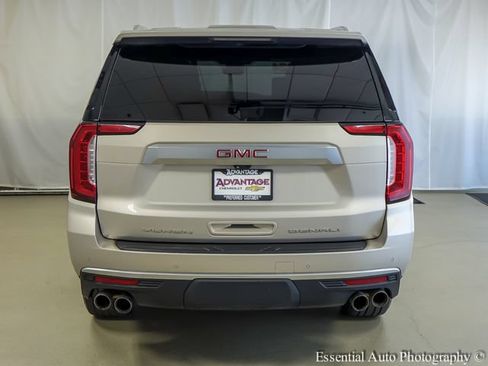 Used 2024 GMC Yukon Denali w/ Advanced Technology Package AWD/4WD image 6