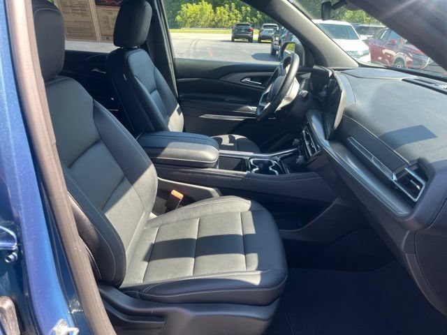 Used 2026 Chevrolet Traverse LT AWD/4WD image 25