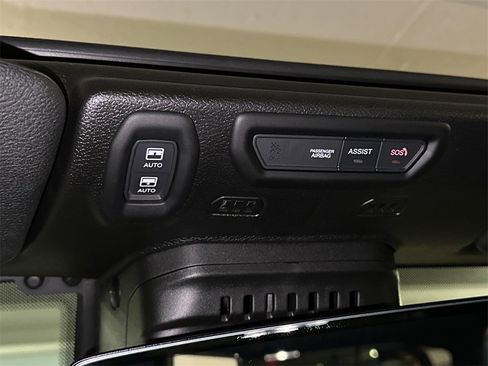 Used 2022 Jeep Wrangler Unlimited Sahara w/ Cold Weather Group image 33