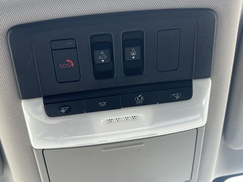 Used 2021 Nissan Rogue SV w/ Premium Package FWD image 28