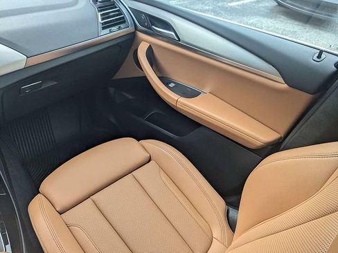 Used 2024 BMW X3 sDrive30i w/ Convenience Package RWD image 18