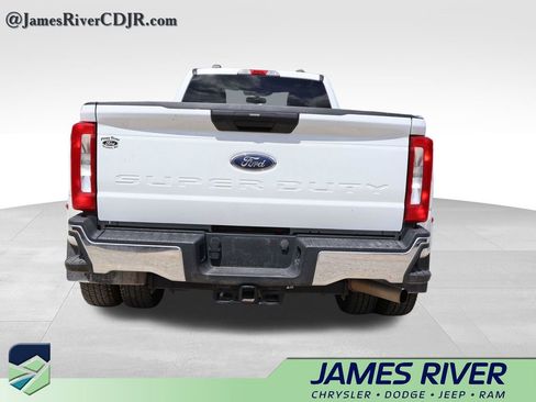 Used 2023 Ford F350 XLT w/ FX4 Off-Road Package AWD/4WD image 16