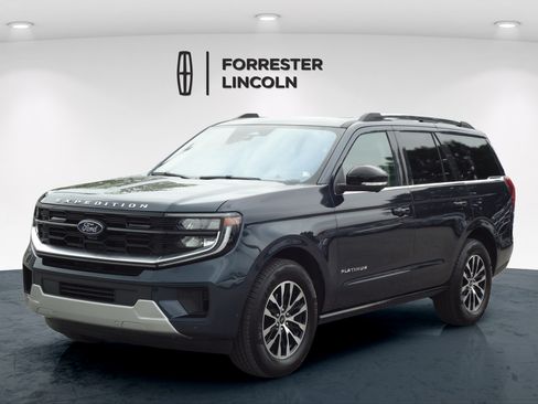 Used 2025 Ford Expedition Platinum AWD/4WD image 7
