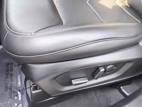 Used 2022 Ford Explorer Limited w/ Equipment Group 301A image 17