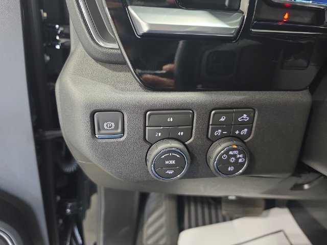 Used 2026 Chevrolet Silverado 3500 LT w/ Trail Boss Package AWD/4WD image 19