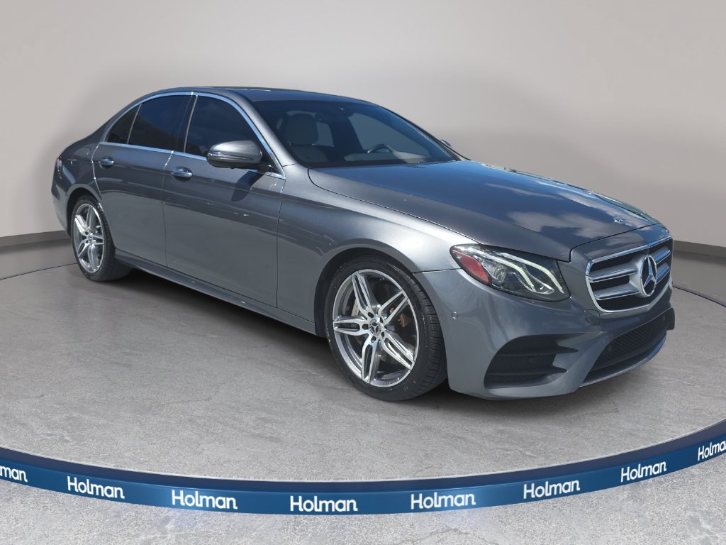 Used 2020 Mercedes-Benz E 350 Sedan image 4