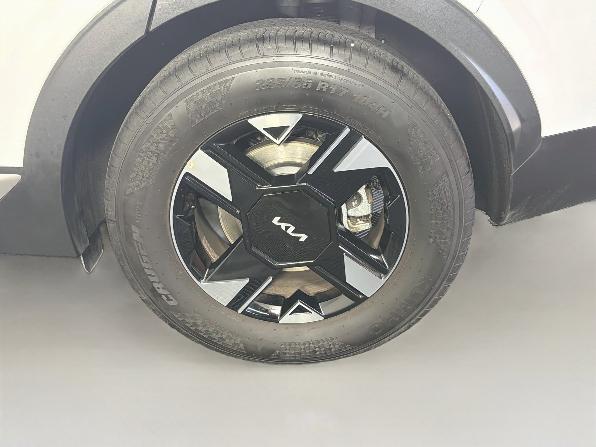 Used 2026 Kia Sportage LX FWD image 11