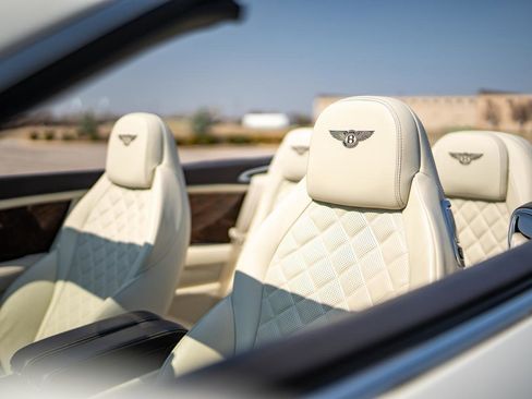 Used 2017 Bentley Continental GT image 55