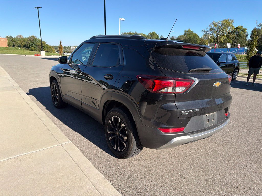 Used 2023 Chevrolet TrailBlazer LT AWD/4WD image 5