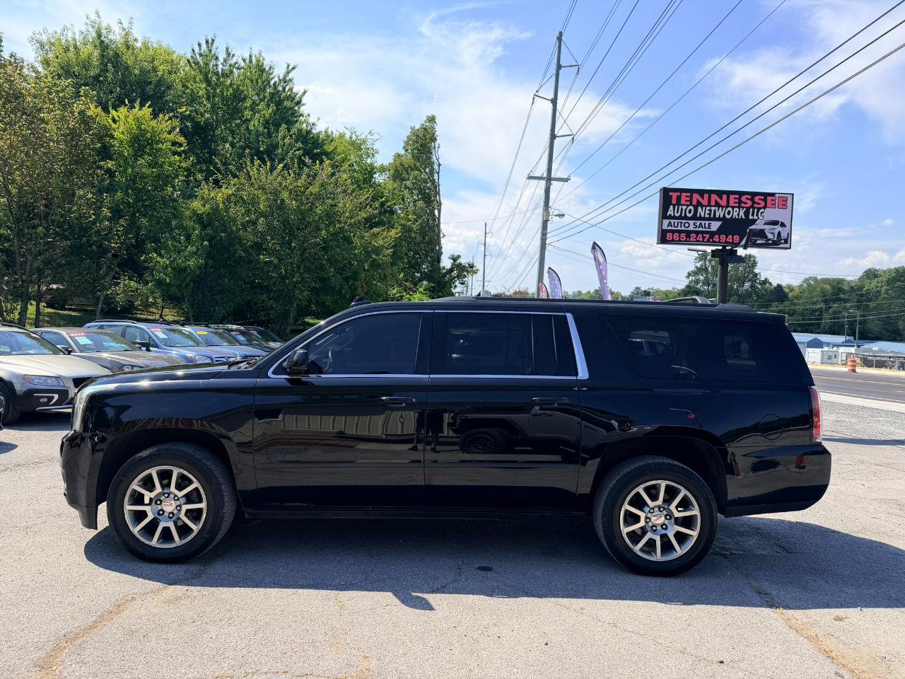 Used 2016 GMC Yukon XL Denali AWD/4WD image 8