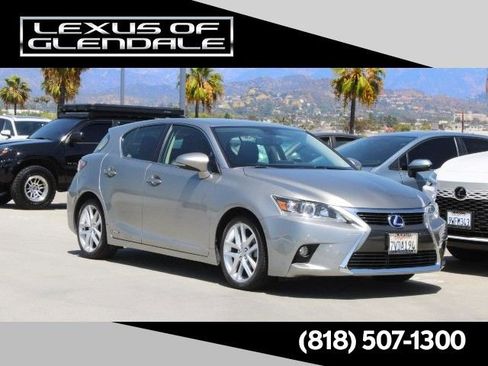 Used 2017 Lexus CT 200h FWD image 1