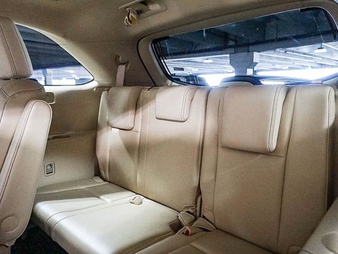 Used 2015 Toyota Highlander XLE FWD image 21