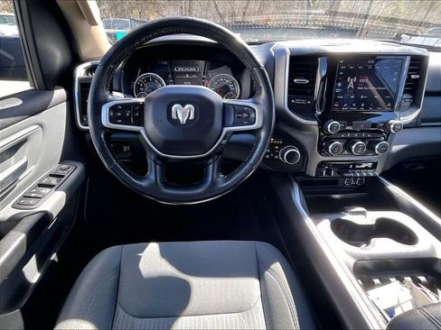 Used 2020 RAM 1500 Big Horn AWD/4WD image 5