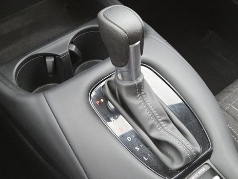 Used 2024 Honda HR-V LX image 30