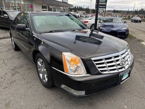 Used 2007 Cadillac DTS Luxury I w/ Sun And Sound Package image 12