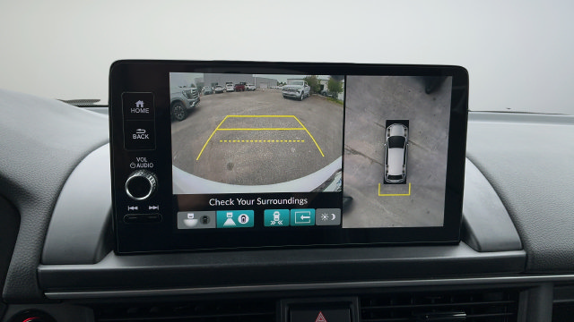 Used 2025 Honda Pilot Black Edition image 15