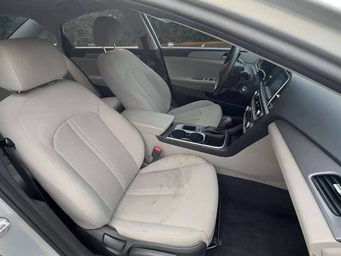 Used 2019 Hyundai Sonata SE image 24