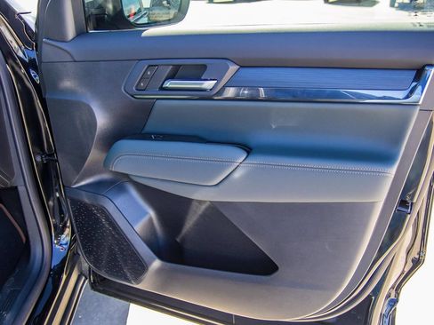 New 2026 GMC Terrain AT4 w/ Technology Package II AWD/4WD image 17
