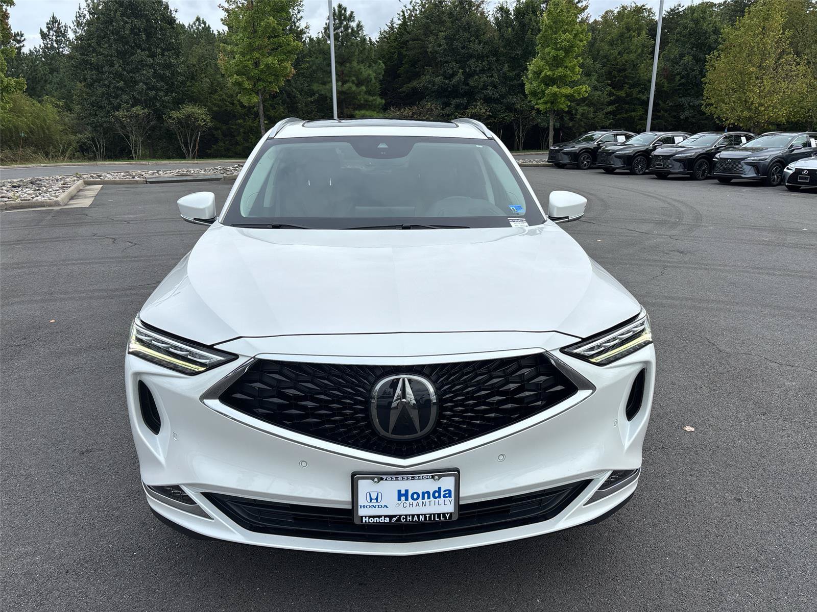 Used 2023 Acura MDX w/ Advance Package AWD/4WD image 2