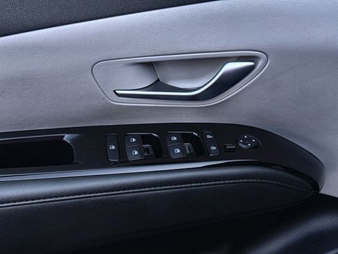 Certified 2024 Hyundai Tucson Limited image 15