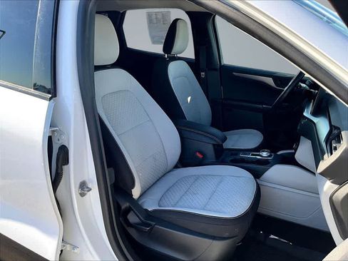 Used 2023 Ford Escape Active w/ Tech Pack #1 AWD/4WD image 31