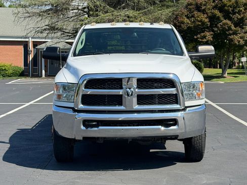 Used 2015 RAM 3500 Tradesman w/ Power & Remote Entry Group AWD/4WD image 3