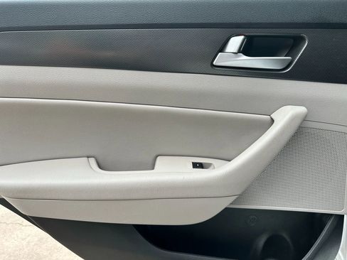 Used 2016 Hyundai Sonata Sport image 11