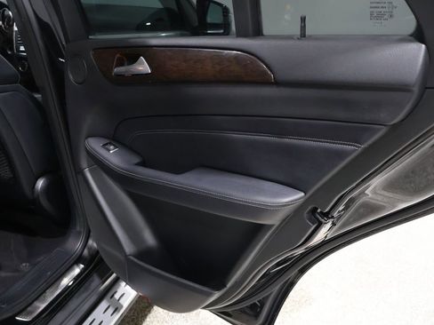 Used 2014 Mercedes-Benz ML 350 4MATIC image 23