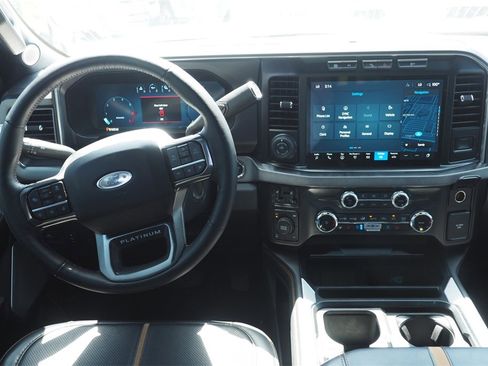 Used 2024 Ford F350 Platinum image 21