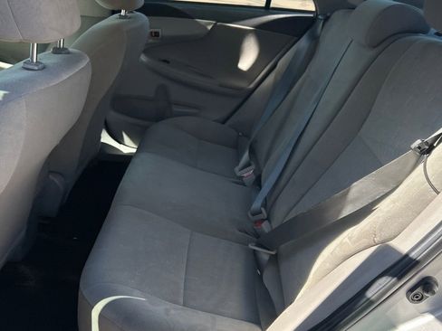 Used 2013 Toyota Corolla L image 10