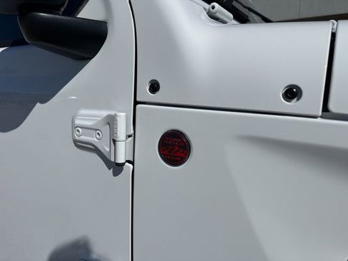 Certified 2025 Jeep Wrangler Unlimited Rubicon image 47