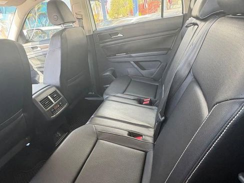 Used 2021 Volkswagen Atlas SE FWD image 17