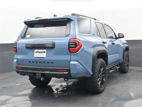 New 2025 Toyota 4Runner SR5 image 20