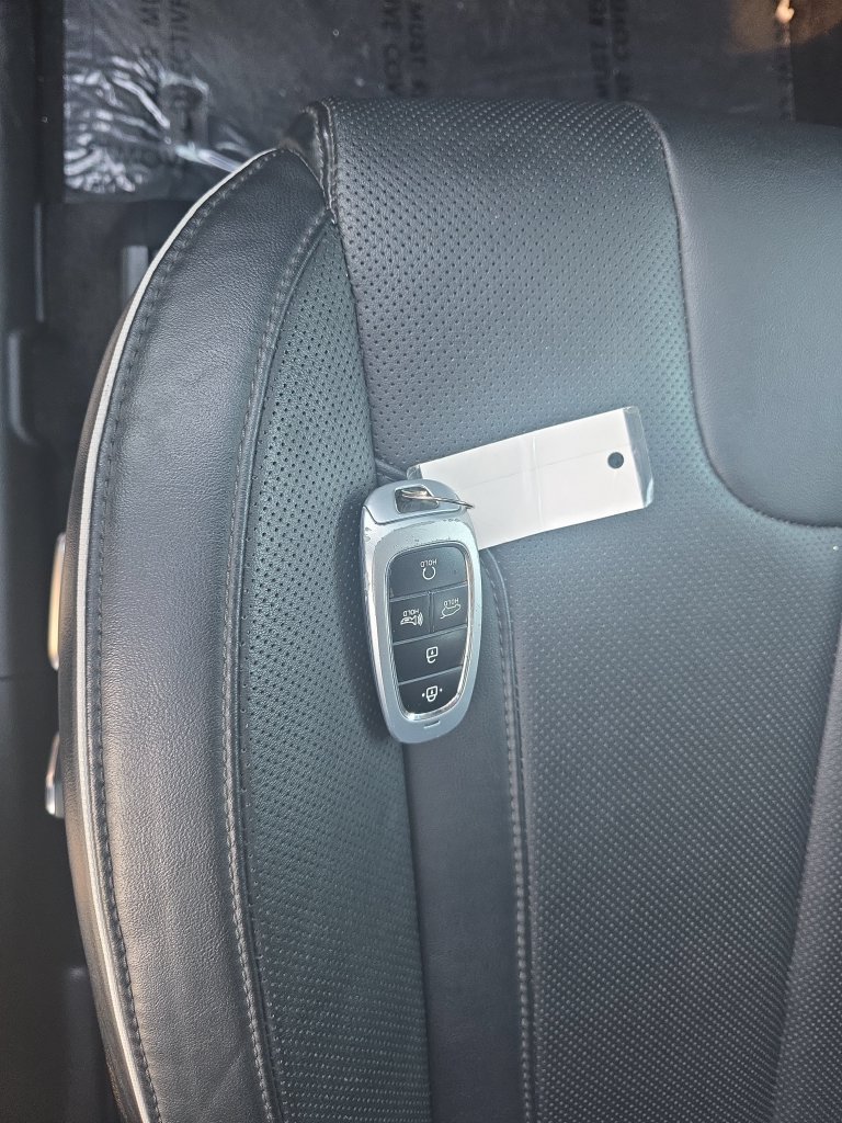 Used 2025 Hyundai Palisade SEL FWD image 27