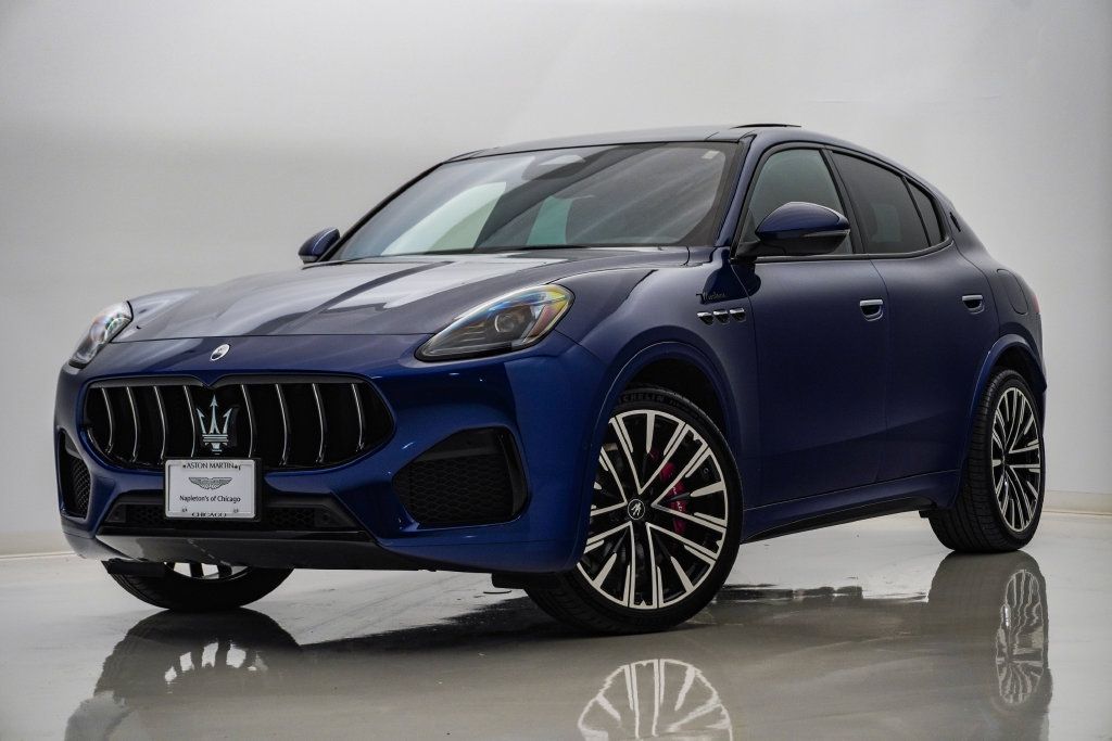 Used 2023 Maserati Grecale Modena AWD/4WD image 1