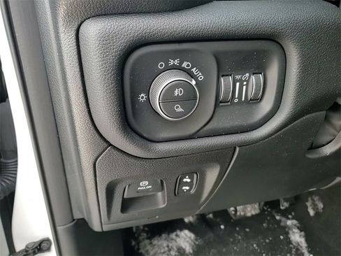 Used 2022 RAM 1500 Laramie image 27