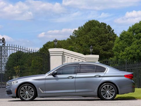 Used 2019 BMW 530i xDrive w/ Convenience Package AWD/4WD image 7