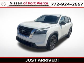 Certified 2025 Nissan Pathfinder S FWD video 1