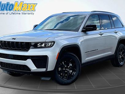 New 2026 Jeep Grand Cherokee Altitude