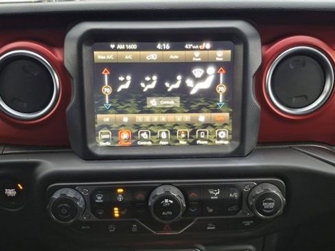 Used 2021 Jeep Wrangler Unlimited Rubicon image 5