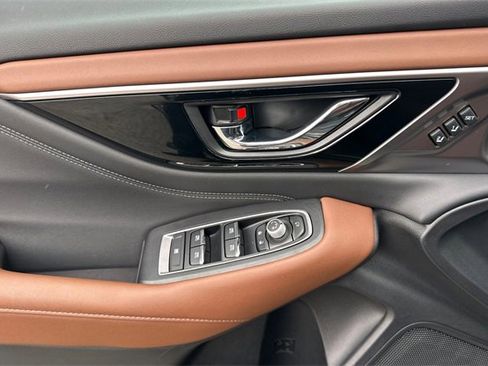 Used 2023 Subaru Outback Touring image 11