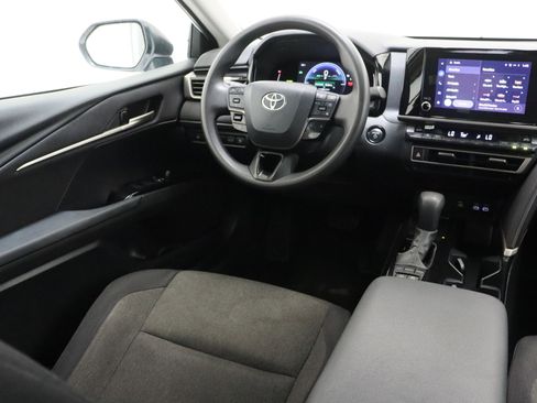 Certified 2025 Toyota Camry LE FWD image 30