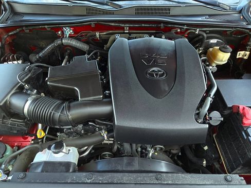 Certified 2016 Toyota Tacoma TRD Sport RWD image 24