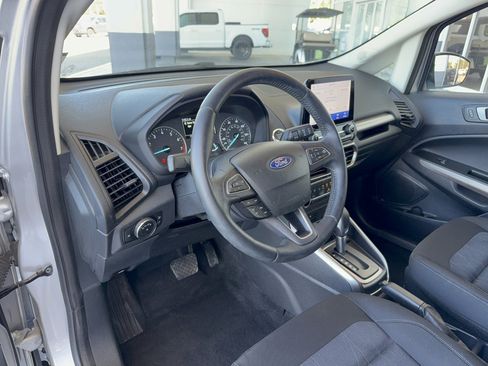 Used 2020 Ford EcoSport SE w/ SE Convenience Package image 12
