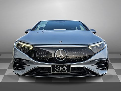 Used 2022 Mercedes-Benz EQS 450+ Sedan image 2